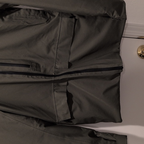 The North Face Men's Olive Jacket for ski or just to be warm. - Picture 2 of 5